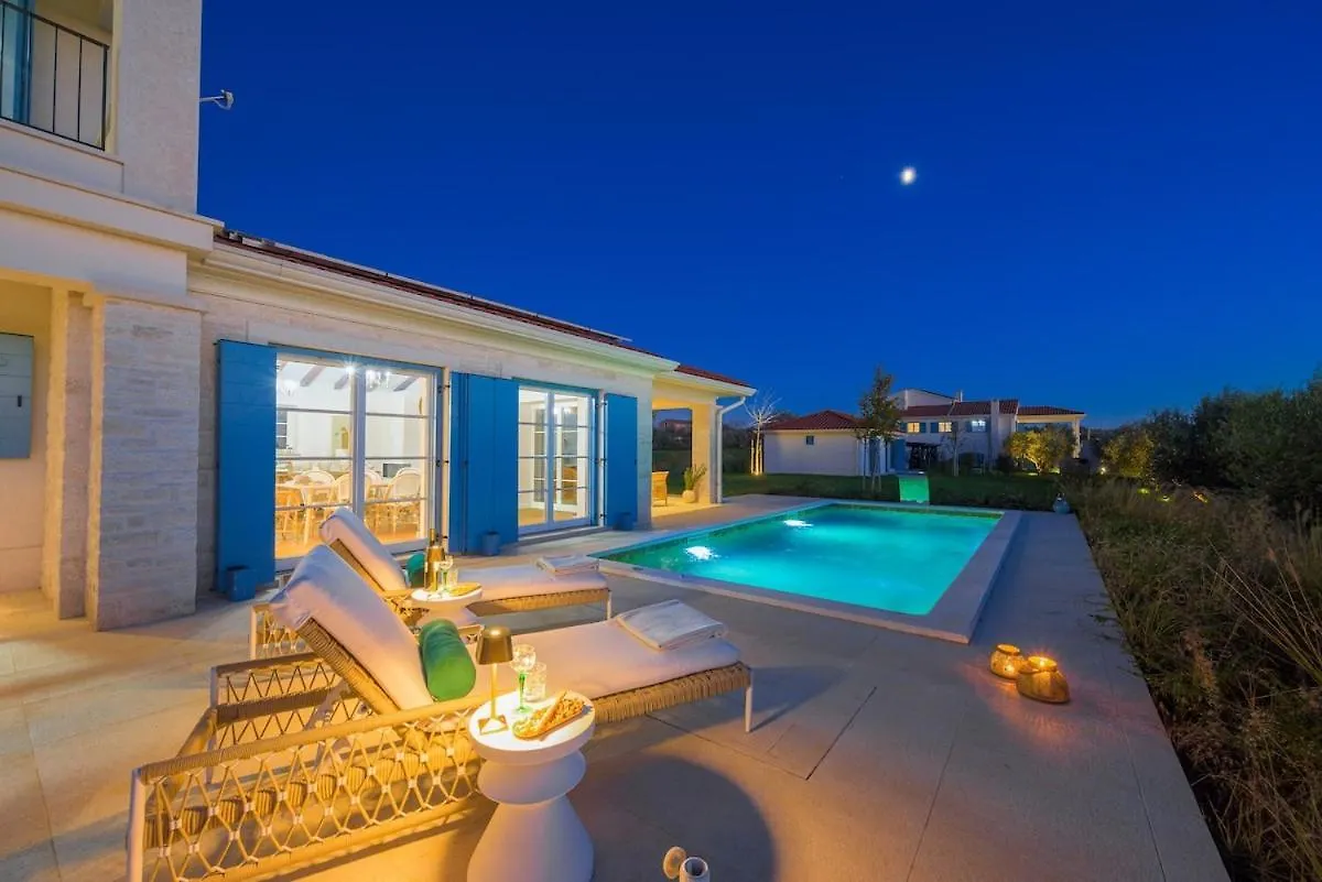 Villa Olive Paradise I By Istrialux Svetvincenat