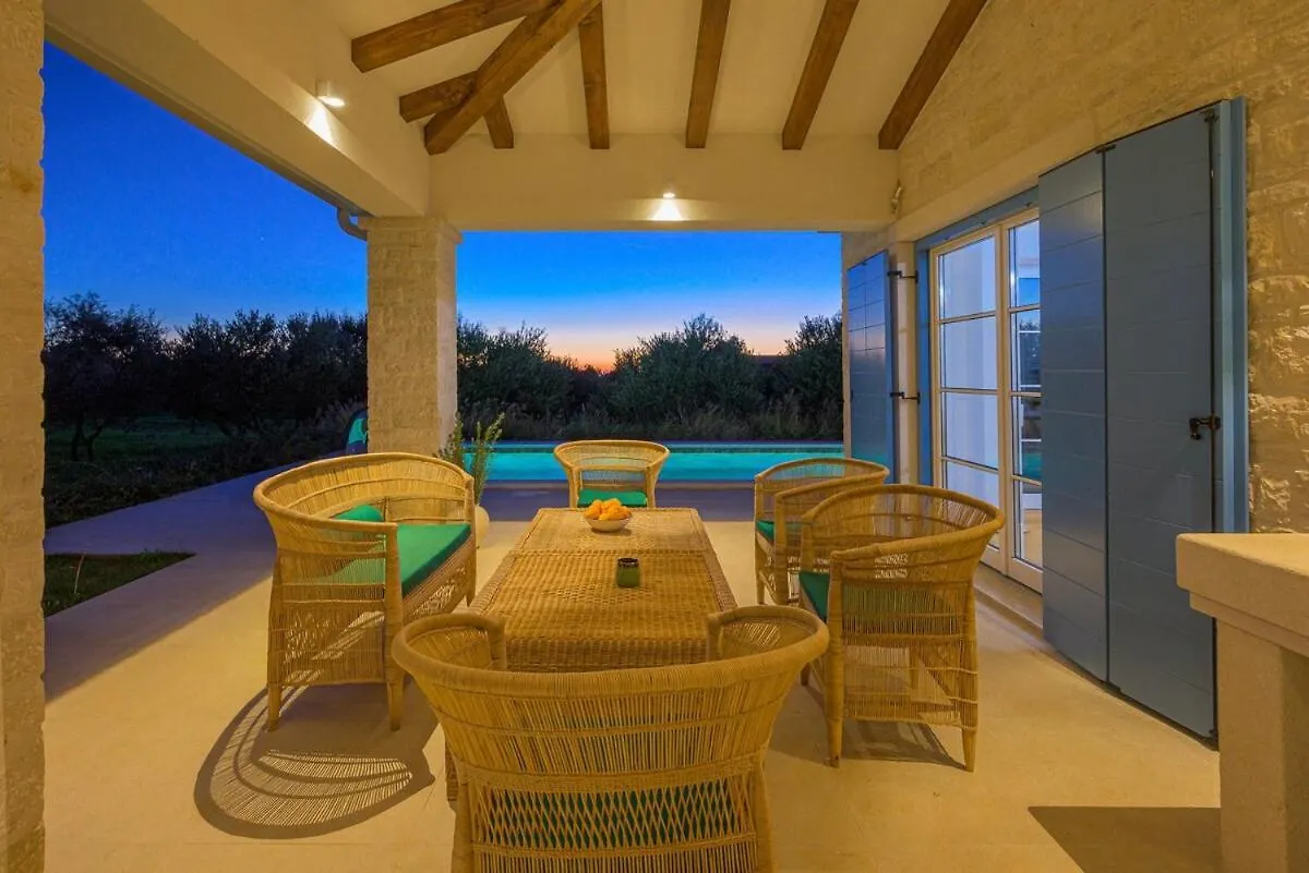 Villa Olive Paradise I By Istrialux Svetvincenat